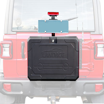 효율적으로 설계 된 4x4 육상 저장 상자