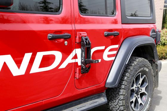 OEM 4X4 오프로드 액세서리 CNC 가공 된 발 페달 지프 윙러 JL 사이드 도어 페달