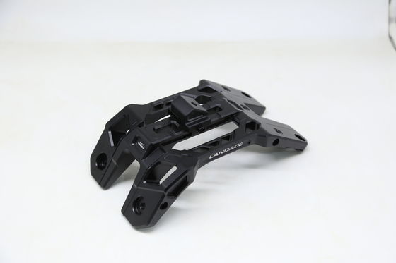 알루미늄 합금 CNC 가공을위한 편리한 파우더 코팅 A 기둥 가벼운 장착 브래킷