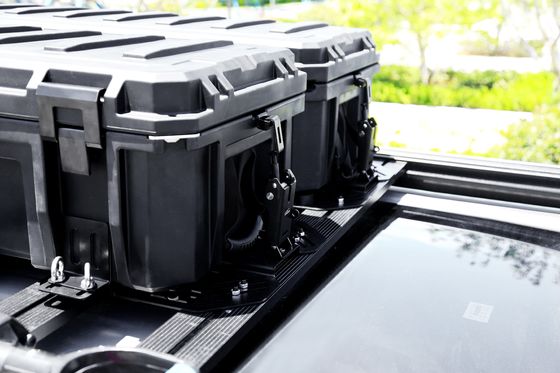 외부 지붕 래크 장착을 위해 쉽게 설치 된 방수 단단한 플라스틱 저장 상자