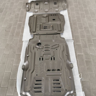 메르세데스-벤츠 G500 4x4 차량 액세서리 스키드 플레이트 차체 보호 페인트 검은색