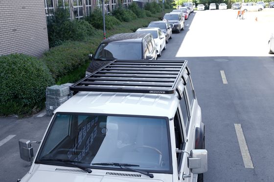 견고하고 내구성 있는 알루미늄 평면 지붕 랙 NISSAN Y60용 화물 운송 수하물 랙