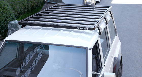 검은 색 아크조 노벨 가루로 코팅 된 유니버설 지붕 래크 바구니 4x4 알루미늄 합금 지붕 래크